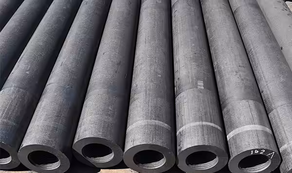 What is the Difference Between Graphite Electrodes and Carbon Electrodes?