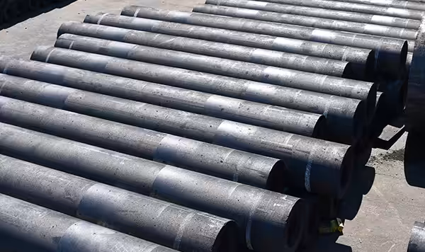 What is a natural graphite electrode?